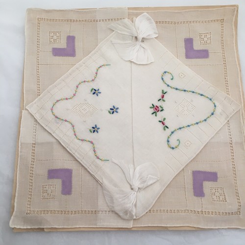 Vintage Swiss Hankies Linen Embroidered Handkerchiefs… Gem