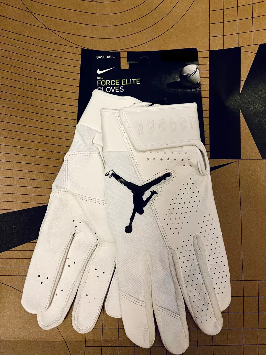 BATTING GLOVES