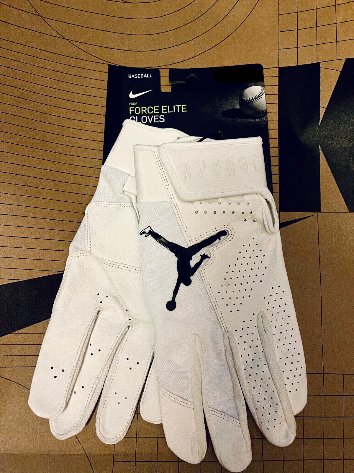 NEW Nike Air Jordan Force Elite Batting Gloves Men White Mookie Betts -  SIZE 3XL