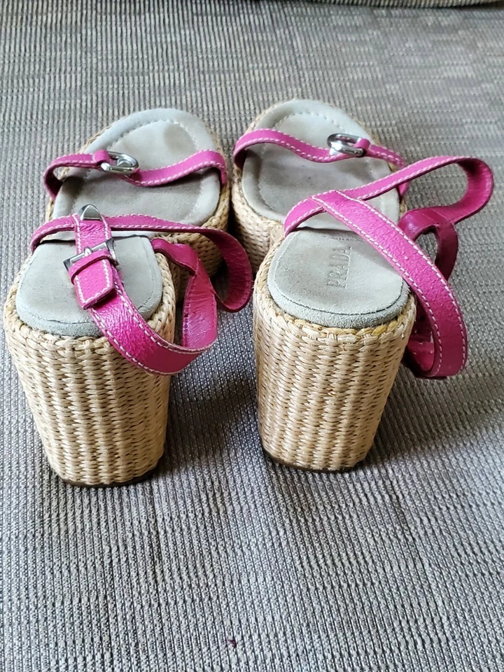 Sandalias de cuña Prada rosa talla EU 40.5/US 9.5 plataforma con certificado de autenticidad. Foto 3 de 4