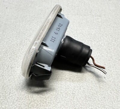 Volkswagen VW Front Side Marker Clear Lens Fender Light Lamp OEM