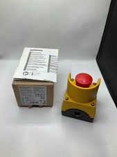 (QTY 1) SIEMENS 3SB3801-2EF3 STATION gray/yellow 