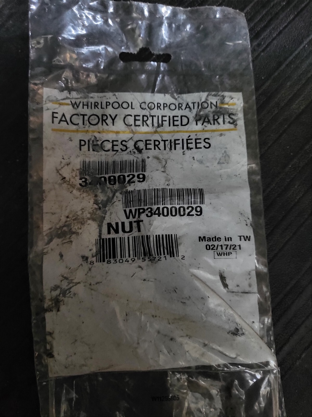 Whirlpool 285753A Multicolor Washer Coupler Replacement Part-image