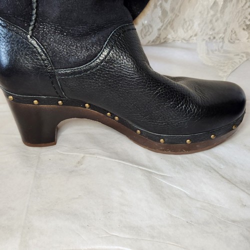 Ugg Womens US 7 Amoret Black Leather Studded Ankle Boots S/N 1003856 F30013E - Picture 10 of 19