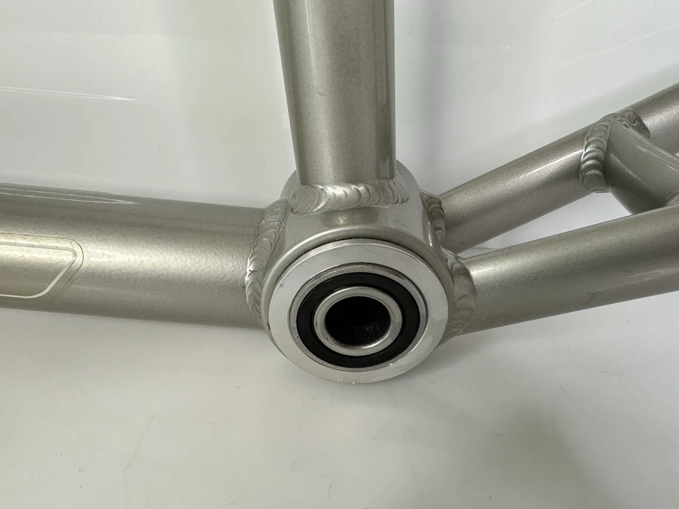 Vintage 2002 Crupi Pro XXL BMX Quadro de Corrida 20” Prata EUA HTF - Imagem 3 de 4