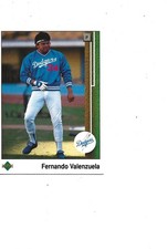 1989 ( 1ST YEAR OF UPPER DECK) DODGERS PITCHER FERNANDO VALENZUELA