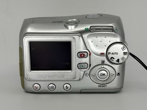 Olympus FE-100 4.0MP Digital Camera - Silver - Tested - Picture 8 of 11