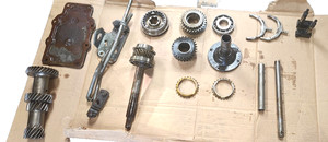 . Standard Manual Transmission T15  Gear train assembly as pictured cast# T15-1