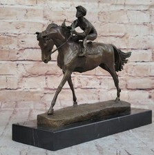 Grande Cavallo da Corsa Scultura Con Fantino Realizzata Originale Bronzo Nuovo