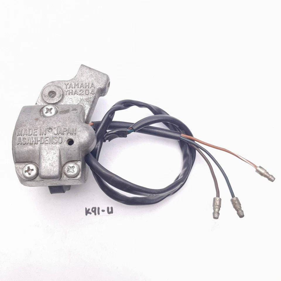 Interruptor de manija derecha Yamaha YG1 YG1T YJ1 YJ2 YJ2S NUEVO EN STOCK Foto 2 de 4