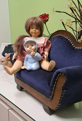Krahmer Puppe mit Sofa und Brüderchen
