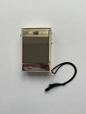 Vintage WORKING Sony Transistor Radio TR-630