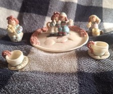 1995 Raggedy Ann and Andy Doll Mini Resin Tea Set, 8 pcs. figurine Tea Party
