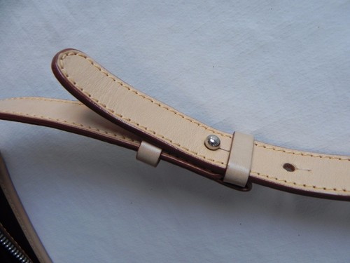 TRUSSARDI BORSA A TRACOLLA REGOLABILE ORIGINALE IN PELLE MARRONE SCURO - Foto 12 di 12