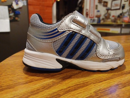 Adidas Toddler Shoe Sneakers ☆ Space Silver ~ Black/Blue Stripe Size 6K - Picture 9 of 16