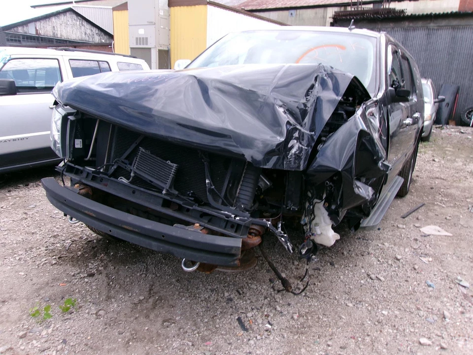 Used Power Brake Booster fits: 2013 Chevrolet Suburban 1500 4x2 w/o brake opt JG - Image 2 of 4