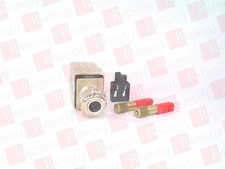 PHOENIX CONTACT VS-PPC-C1-SCRJ-MNNA-PG9-A3C-C / VSPPCC1SCRJMNNAPG9A3CC (NEW IN B