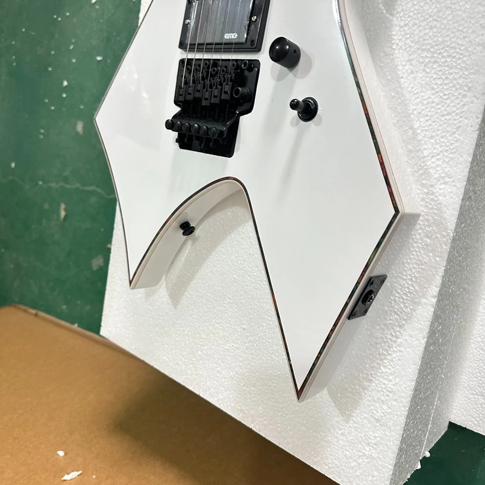 B.C Rich E-Gitarre Palisander Griffbrett 2H Tonabnehmer massiver Körper - Bild 3 von 4