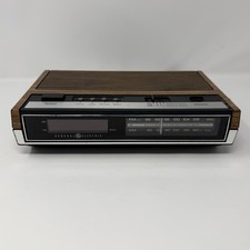 Vintage General Electric Wood Grain AM FM Alarm Clock Model 7-4630B Retro Workin