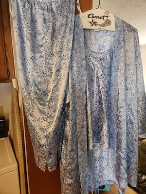 Oscar de la Renta Women s Pink Label 3 Pieces Robe  S Top And Bottom M Floral  