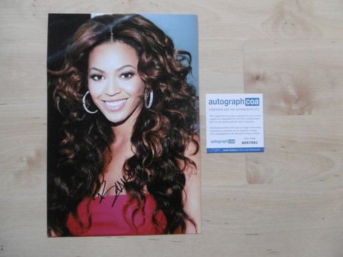 Beyonce Knowles "Destiny´s Child" Autogramm signed 20x30 cm Foto ACOA
