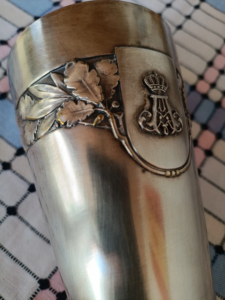 Becher aus Silber, innen Vergoldet, Eichenlaub, Monogramm mit Krone-A-... - Bild 4 von 4