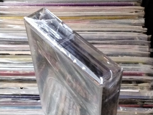RARE SLAYER Haunting The Chapel CASSETTE 1993 EXTRA TRACK Metal Blade SEALED - Picture 4 of 4