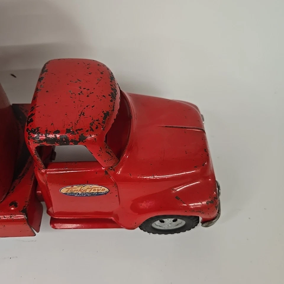 Red Vintage Tonka Livestock Hauler 1950's Truck And Trailer - Image 3 of 4