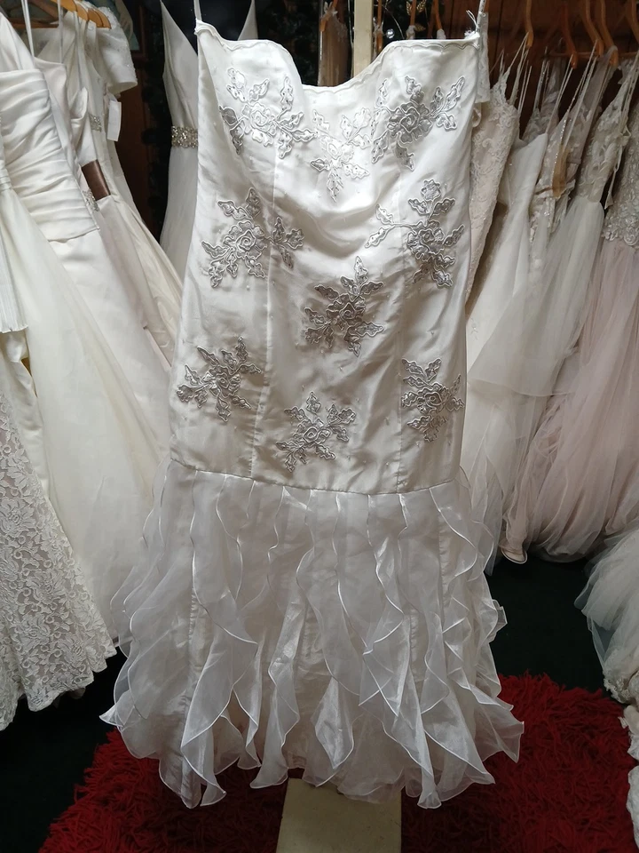 vestido de novia talla 8 Foto 3 de 4