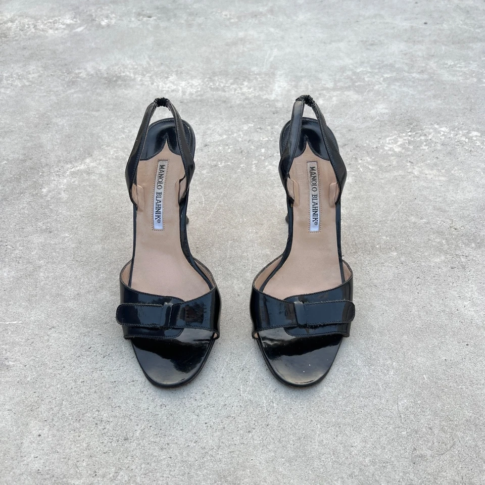 Manolo Blahnik |Подлинный Vint черный лакированная кожа застежка слинга шпилька (37,5) - Изображение 2 из 4