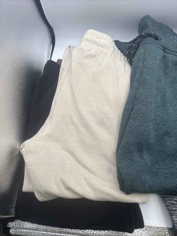 男孩 4 件装慢跑雪崩,Place,Steve’s 牛仔裤,Aeropostale 尺寸 M/16 — 第 2/4 张图片