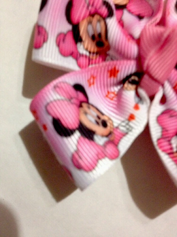Arco mágico antideslizante Minnie Mouse (3 pulgadas) HairBow (s) Foto 4 de 4