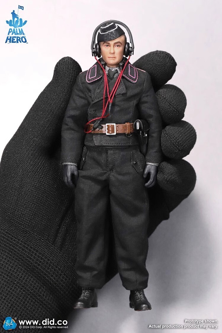 DID 1/12 XD80027 1/12 WWII German Panzer Commander Otto