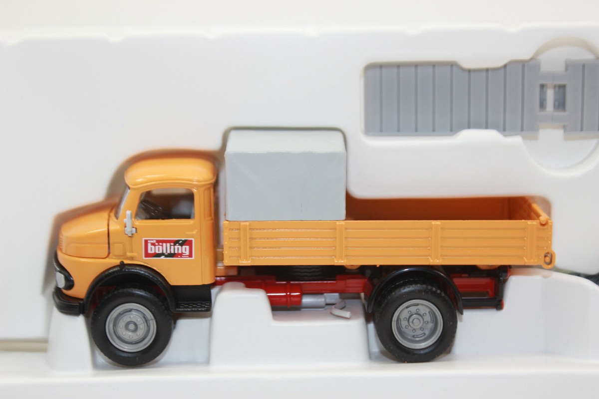 Siku 4117 Mercedes-Benz 710 with Kramer 411 Wheel Loader