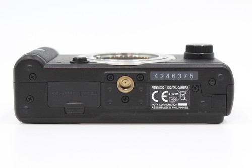 【MNT】【2SHOTS】PENTAX Q10 12.4MP Digital Camera - Black From Japan - Picture 10 of 12