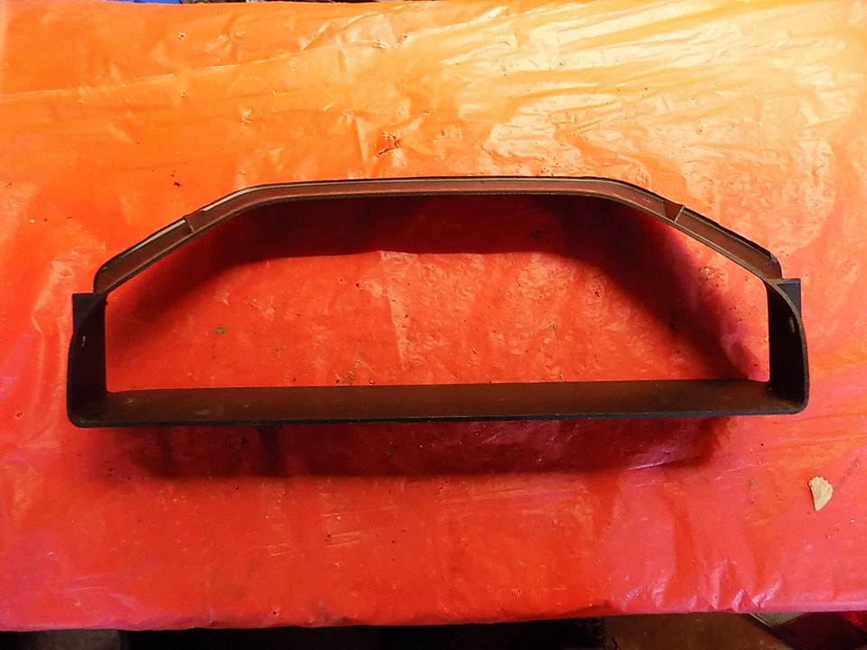 Cuadro de instrumentos Volvo 940 1991-1995 velocímetro bisel envolvente negro Foto 2 de 2