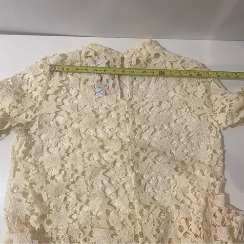 Neu mit Etikett Pretty Garden elfenbeinfarben Häkelspitze angedeuteter Rollkragen asymmetrischer Saum Topper Si - Bild 7 von 10