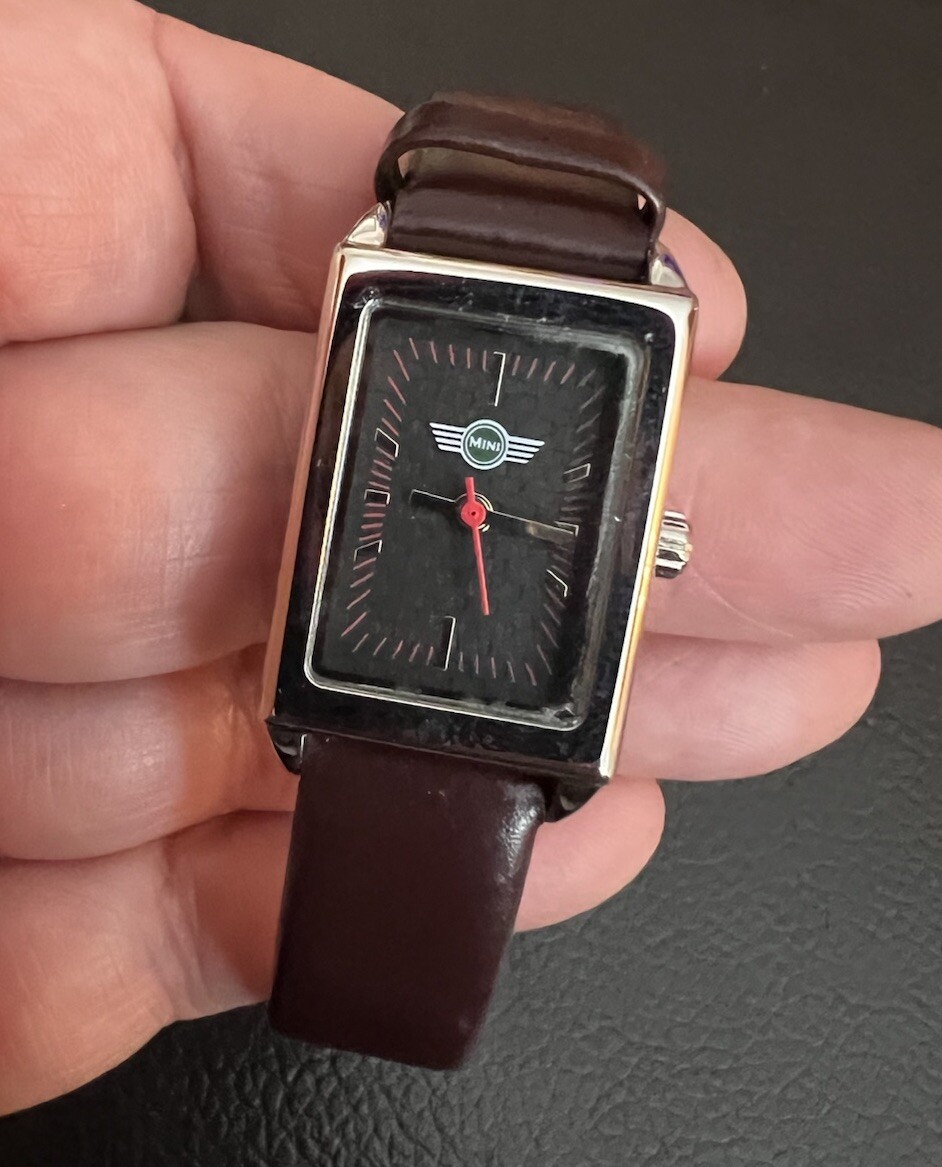 Fine Mini Ladies Wrist Watch  Designer Leather Strap