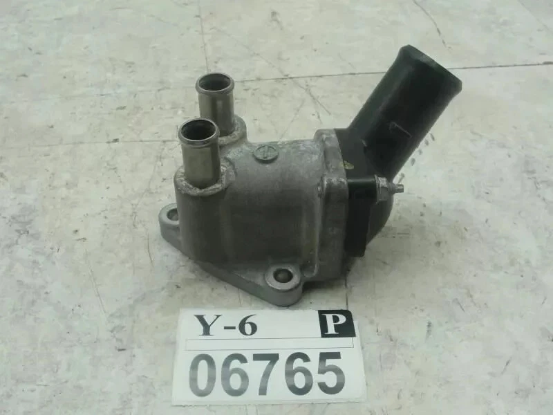 Carcasa termostato XD 2008 motor Scion refrigerante tubo de agua conector OEM Foto 4 de 4