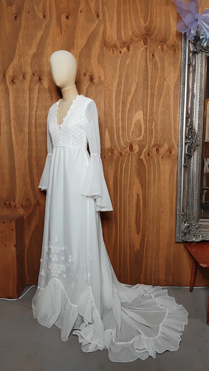 ebay vintage wedding dresses Forest Lace with Florals V Neck A Line Bridal Gowns Vintage Sheath Bridal Gown with Natural Waist 1970s Vintage Wedding Dresses &