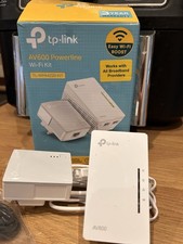 TP-LINK AV600 600Mbps Powerline Wi-Fi Kit TL-WPA4220 KIT 2 Adapters White