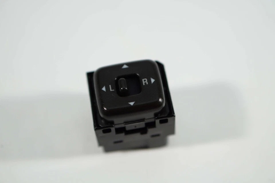 Interruptor de alimentación de ajuste de espejo retrovisor exterior OEM Chevrolet Colorado GMC Canyon 04 - 12 ✅ Foto 2 de 4