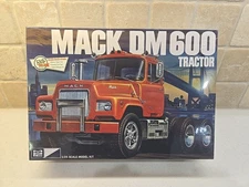 MPC, MACK DM600 TRACTOR, 1:25 scale, Retro Deluxe !!Factory Sealed!!
