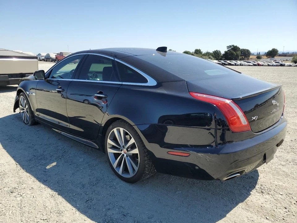 Actuador de bloqueo XJ 2017 6959535 Foto 2 de 4