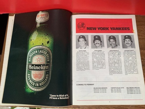 Major League Baseball Scorecards And Yearbooks Each Sold Separately - Picture 196 of 306