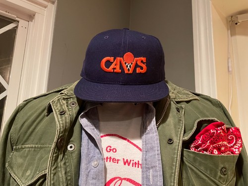 Vintage 90s Cleveland Cavaliers Fitted 