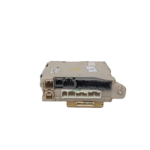 Fuse Box For 2005-2014 Lexus Is250/Is250c GSE20R Under Dash P/N 82730-53044 2008 - Picture 2 of 2