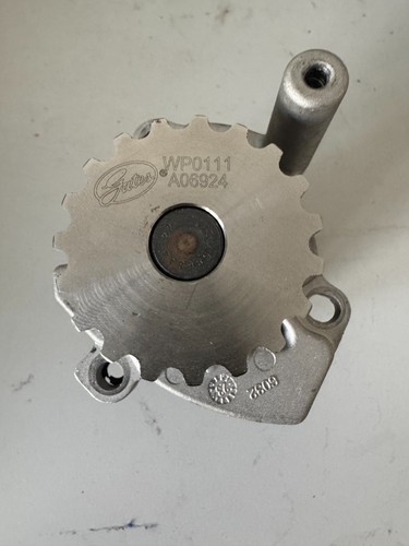 Wasserpumpe Gates WP0111 A06924 VW Crafter 2.0TDI 120KW/163PS