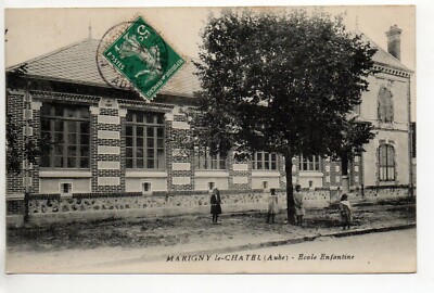 MARIGNY LE CHATEL  Aube CPA 10  L' école enfantine