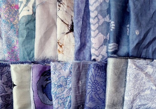 ! LOT PURE SILK Antique Vintage Sari REMNANT Fabric 50 SMALL PIECES GREY - Picture 5 of 6